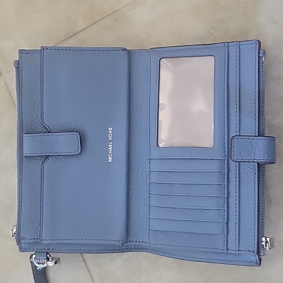 MICHAEL KORS LEATHER CELLPHONE HOLDER WALLET CLUTCH - Picture 9 of 17